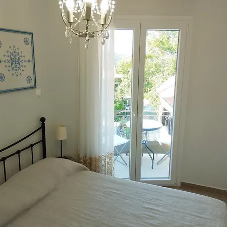 Ear - House Lefkada Apartament *